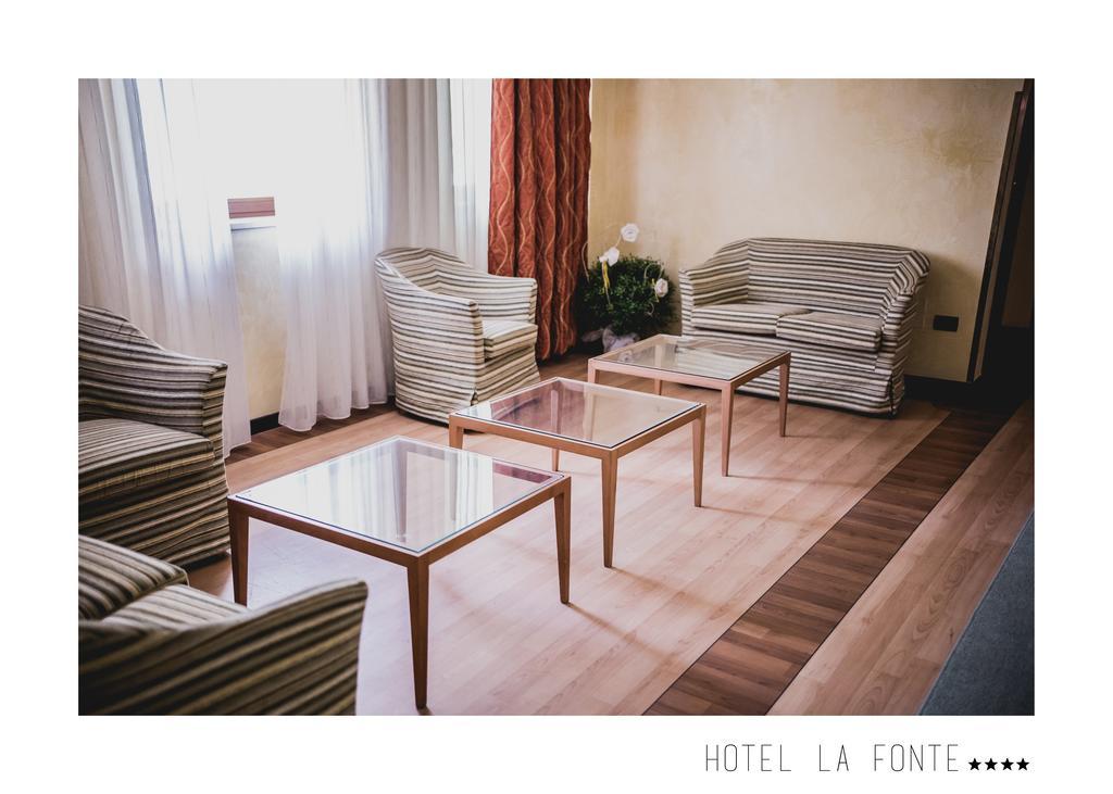 La Fonte Hotel Ome Kültér fotó