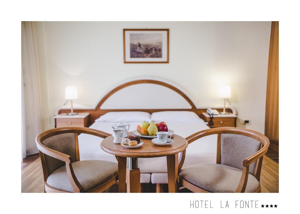 La Fonte Hotel Ome Kültér fotó