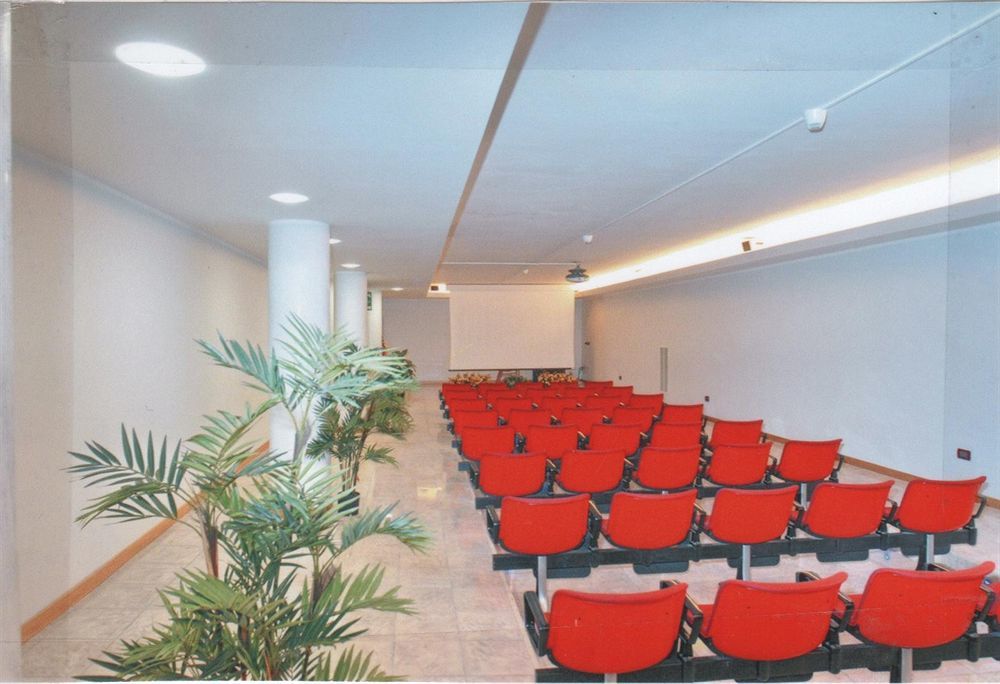 La Fonte Hotel Ome Kültér fotó