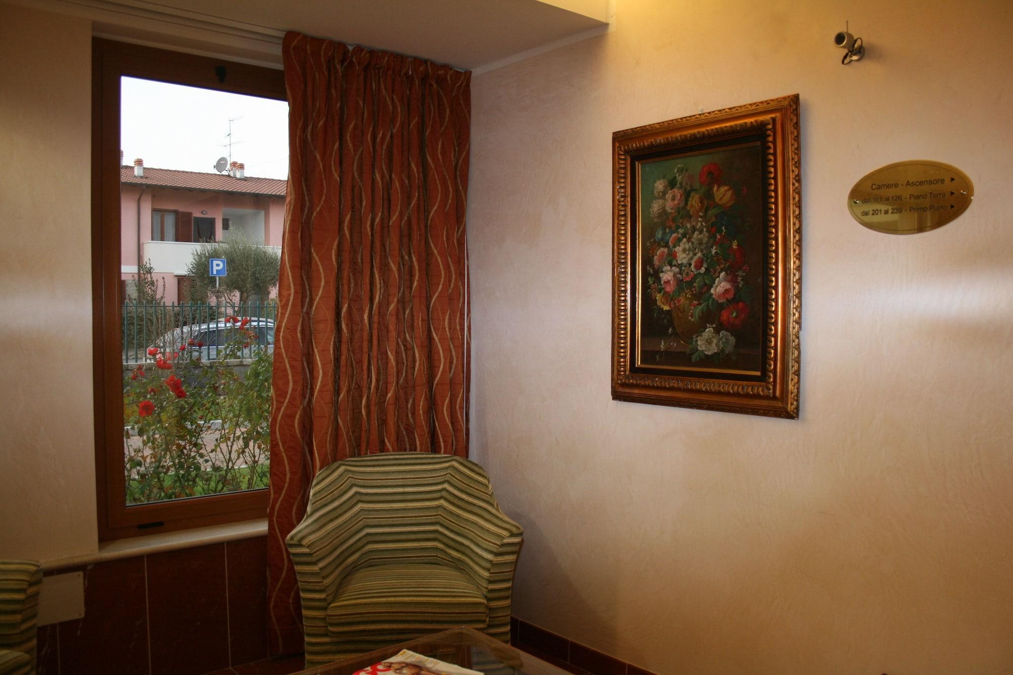 La Fonte Hotel Ome Kültér fotó
